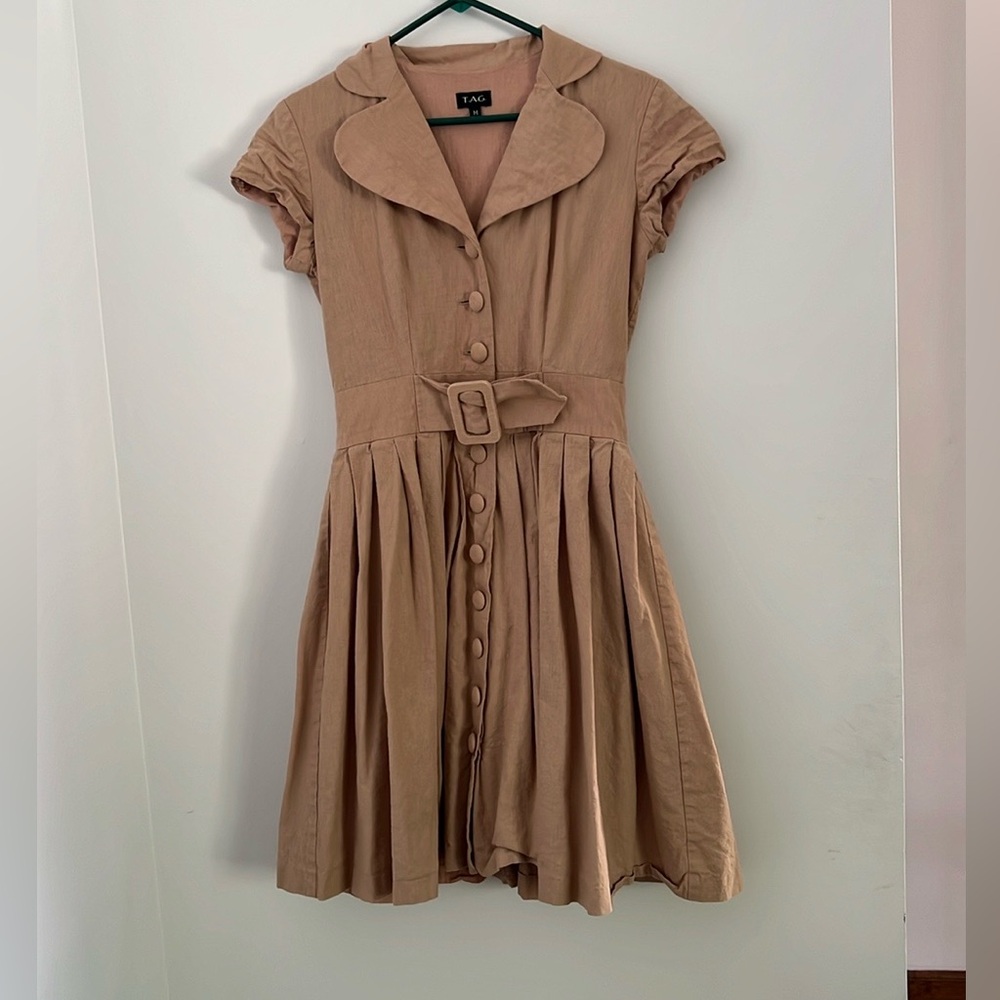 Gorgeous tan/beige pinup dress